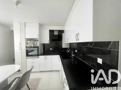 Appartement - 76 m² - 4 pièces