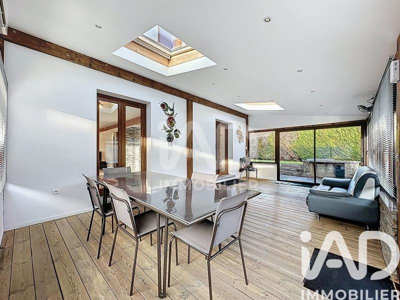 Maison - 153 m² - 7 pièces