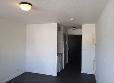 Studio - 20 m² - 1 pièce