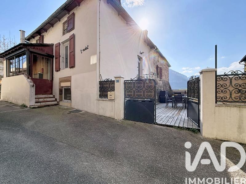 Maison de village - 280 m² - 12 pièces