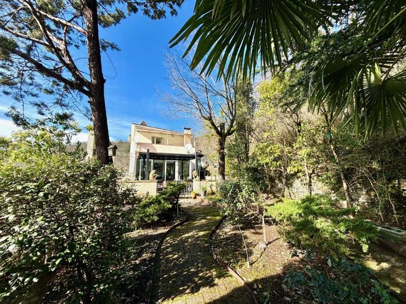 Maison - 128 m² - 6 pièces