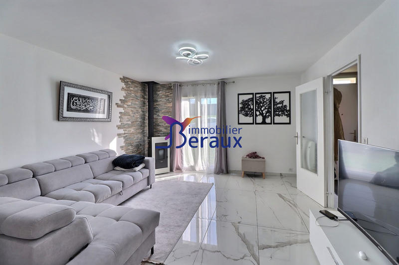 Maison - 95 m² - 4 pièces