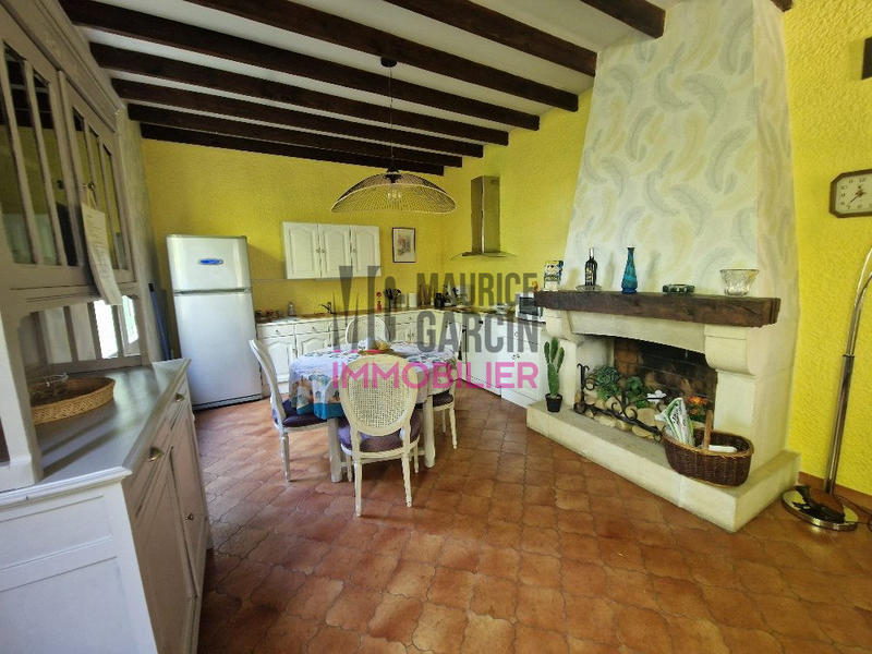 Maison - 191 m² - 8 pièces