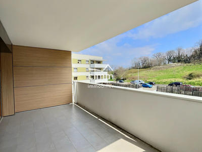 Appartement - 72 m² - 3 pièces