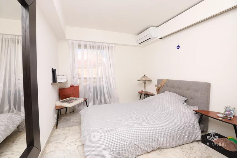 Appartement - 98 m² - 4 pièces