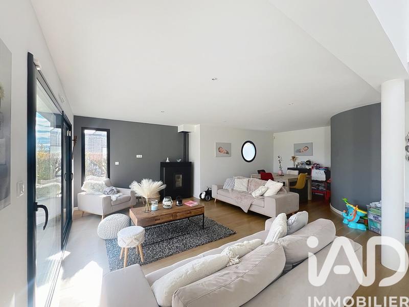 Maison - 170 m² - 7 pièces