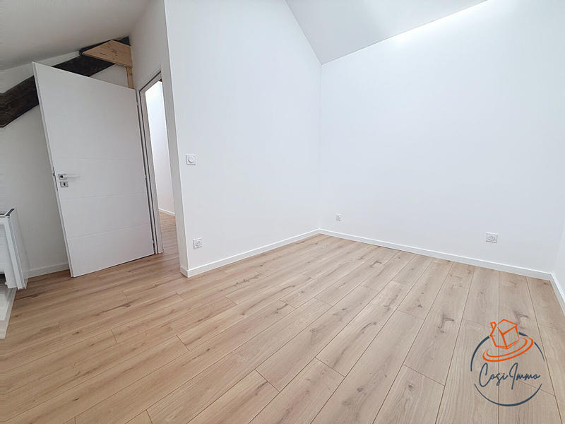 Maison de ville - 140 m² - 5 pièces