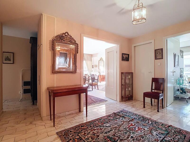 Appartement - 125 m² - 5 pièces