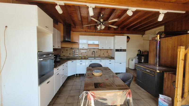 Propriété - 226 m² - 7 pièces