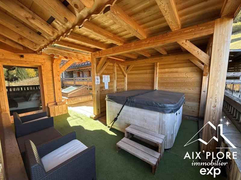 Châlet - 433 m² - 9 pièces