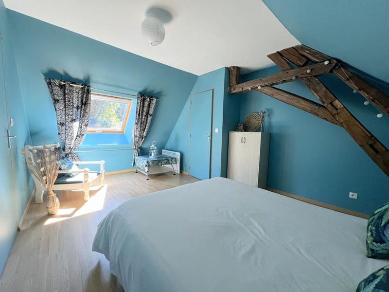 Maison - 230 m² - 9 pièces