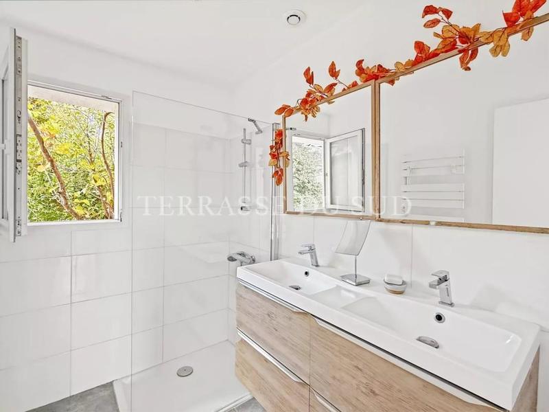 Maison - 94 m² - 4 pièces