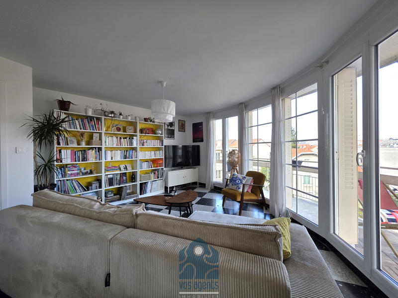 Appartement - 89 m² - 5 pièces
