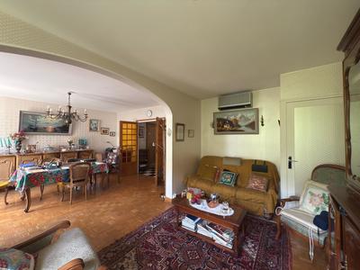 Appartement - 91 m² - 3 pièces