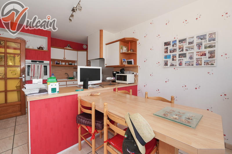 Maison - 207 m² - 5 pièces