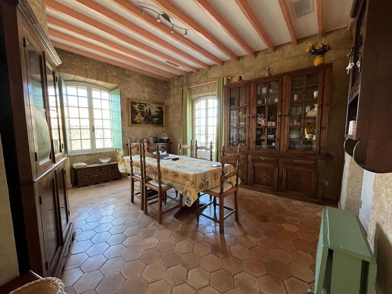 Maison - 285 m² - 10 pièces