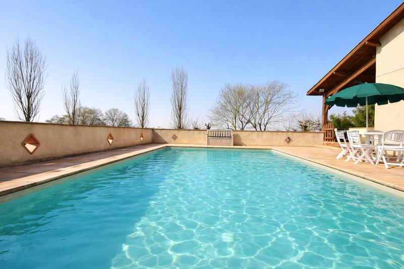 Maison - 174 m² - 6 pièces