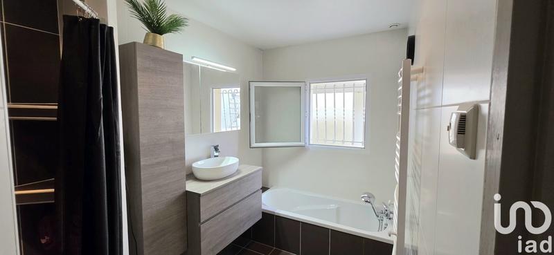 Maison - 187 m² - 8 pièces