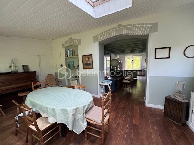 Maison - 130 m² - 6 pièces