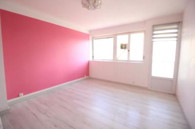 Appartement - 81 m² - 7 pièces