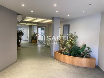 Bureau - 167 m² - 6 pièces