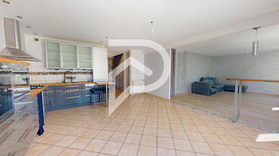 Maison - 150 m² - 7 pièces