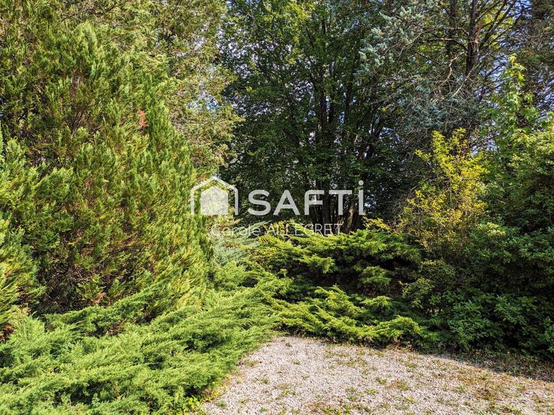 Maison - 130 m² - 9 pièces