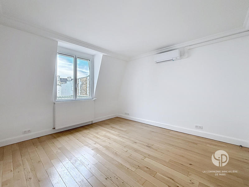 Appartement - 109 m² - 3 pièces