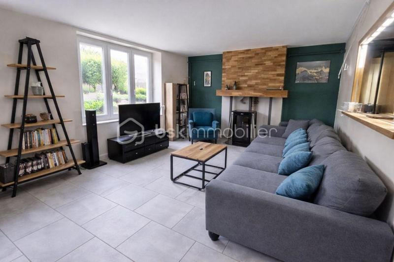 Maison - 176 m² - 8 pièces