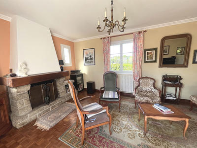 Maison - 152 m² - 7 pièces