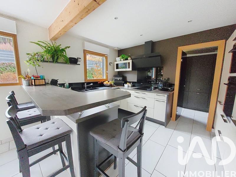 Maison - 165 m² - 8 pièces