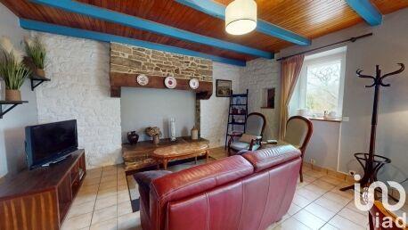 Maison - 180 m² - 11 pièces