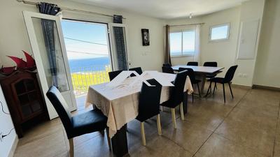 Maison - 104 m² - 4 pièces