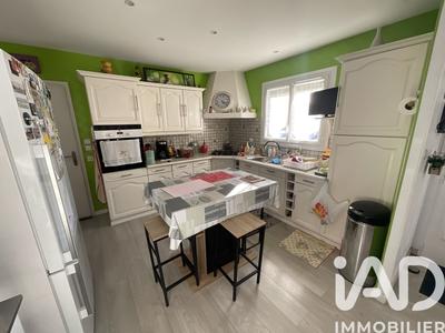 Maison - 102 m² - 4 pièces