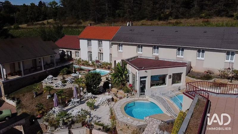 Local commercial - 1 458 m²