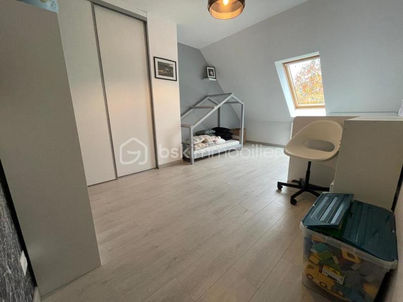 Maison - 159 m² - 8 pièces