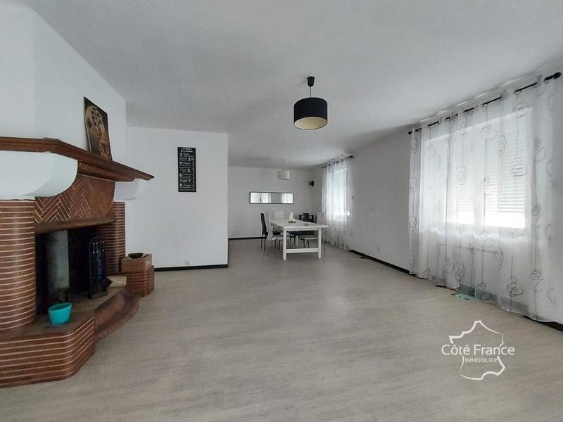 Maison - 229 m² - 8 pièces