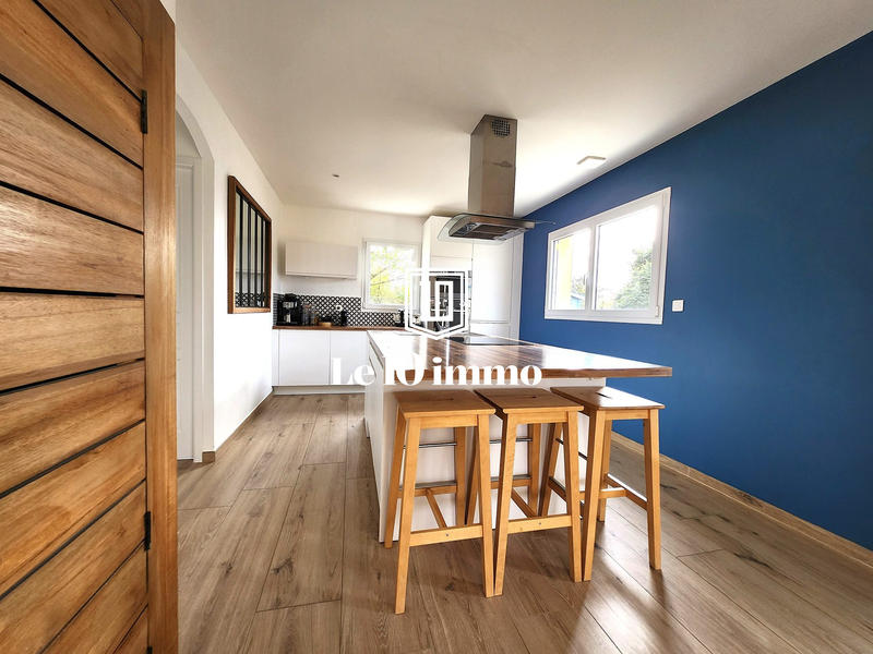 Maison - 180 m² - 7 pièces