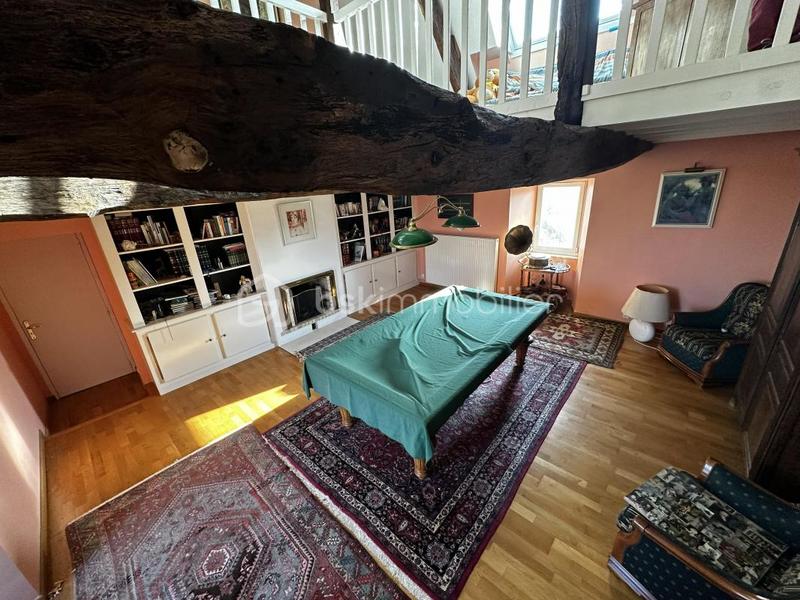 Corps de ferme - 180 m² - 7 pièces