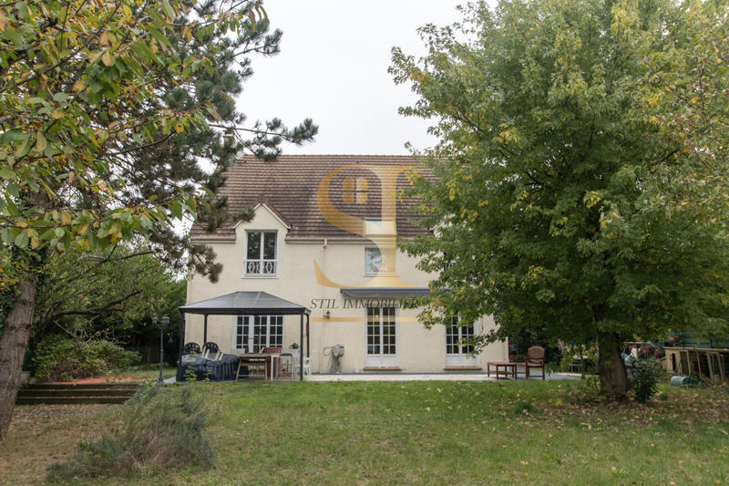 Maison - 172 m² - 7 pièces