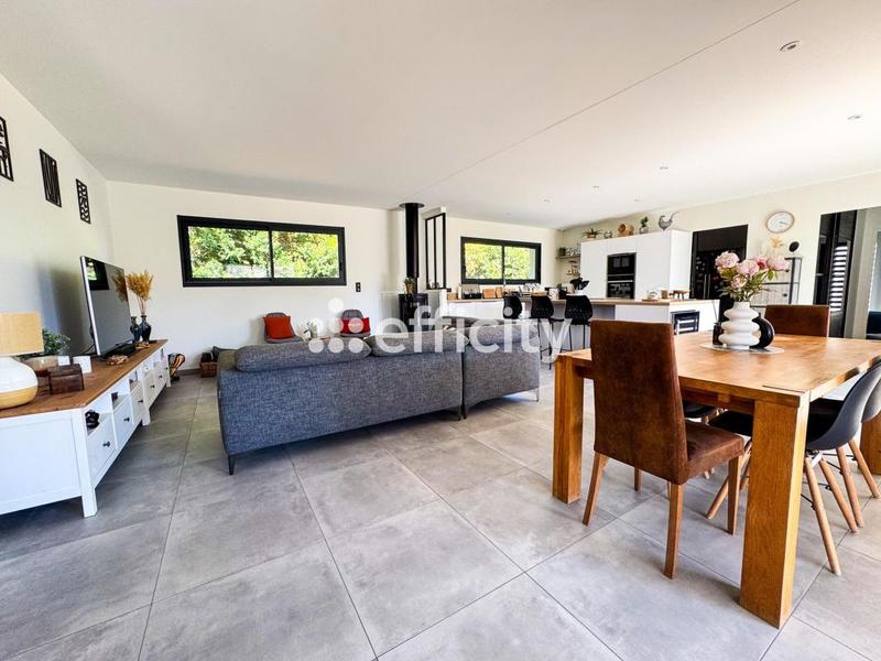 Maison - 130 m² - 4 pièces