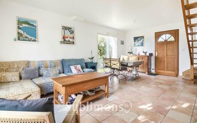 Maison - 86 m² - 5 pièces