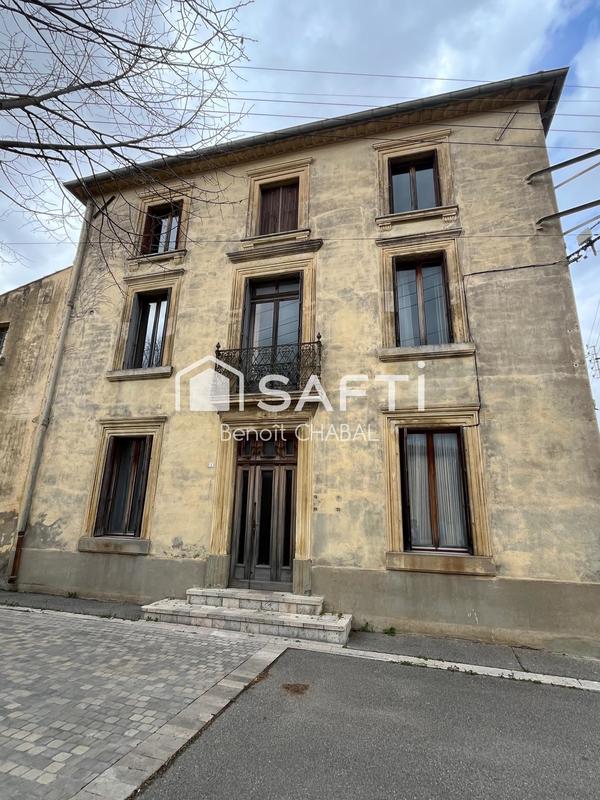 Maison - 349 m² - 12 pièces