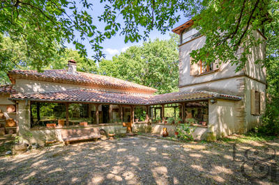 Maison - 150 m² - 8 pièces