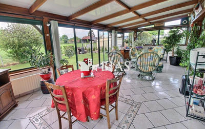 Maison traditionnelle - 150 m² - 6 pièces