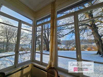 Maison - 451 m² - 15 pièces