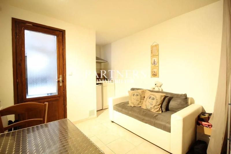 Appartement - 18 m² - 2 pièces