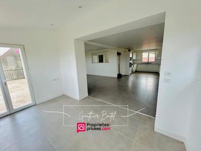 Maison - 206 m² - 9 pièces