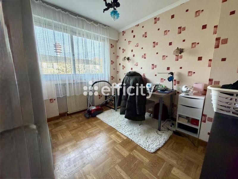 Pavillon - 132 m² - 8 pièces