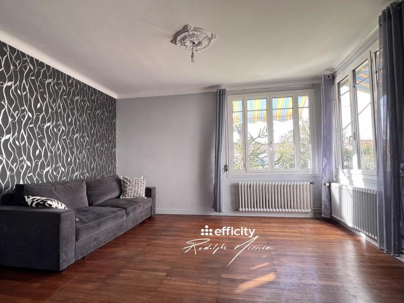 Maison - 126 m² - 5 pièces